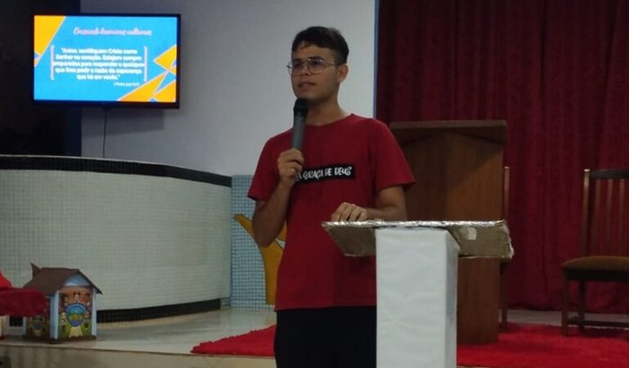 Ajuda para cursar Teologia