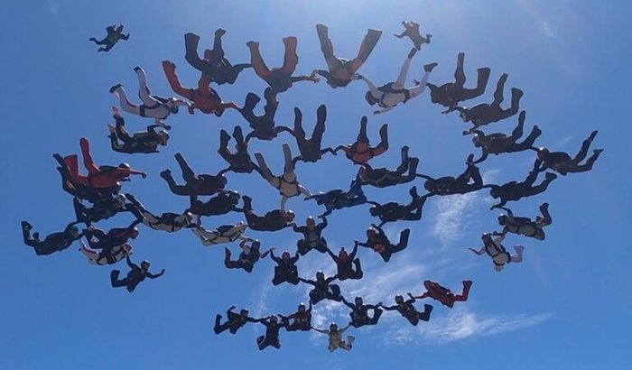 Recorde Feminino de Paraquedismo 2026