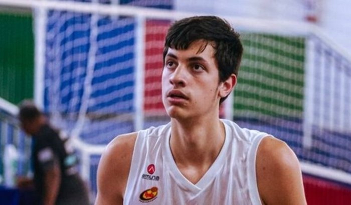 Levar o Léo pro Chile 