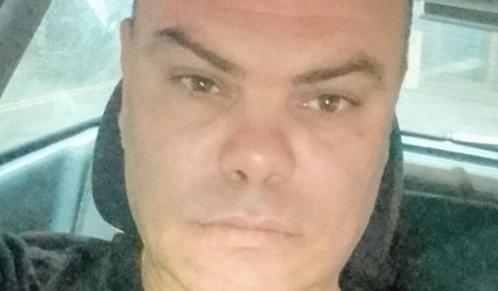 Me ajuda com 2 reais,para mim quitar empréstimos  