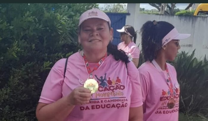 Geladeira e fogão pra Lucinha