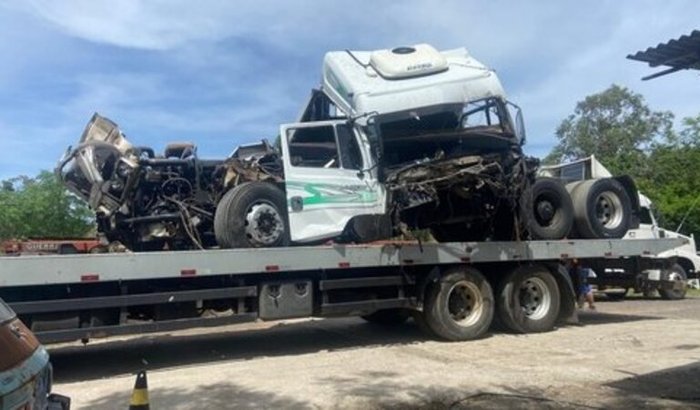 Vakinha para ajuda na recuperação do acidente  de caminhão do Márcio "bitão" ,qualquer valor  bem vindo