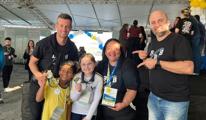 Vamos juntos levar a Barão à Feira Estadual de Matemática! 📐✨