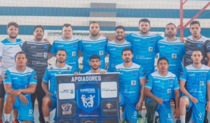 HAND LIMOEIRO NOS AJUDEM A IR PARA FINAL