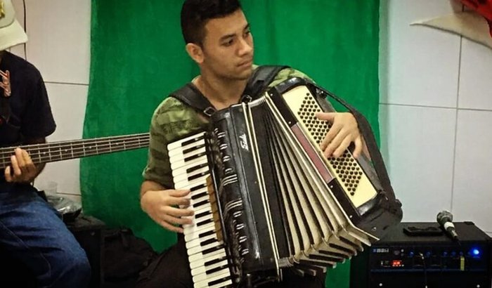 Vaquinha Solidária em Prol de uma Nova Sanfona para Pedro