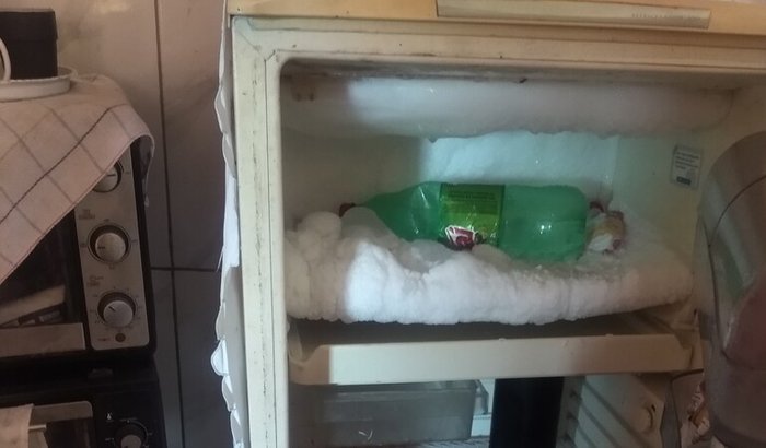 Ajudar minha mãe comprar alimentos e reforma o banheiro