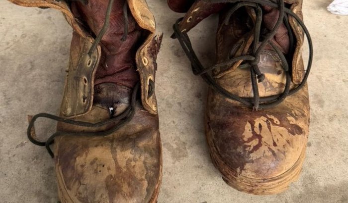 Ajuda Alvarez comprar coturno novo