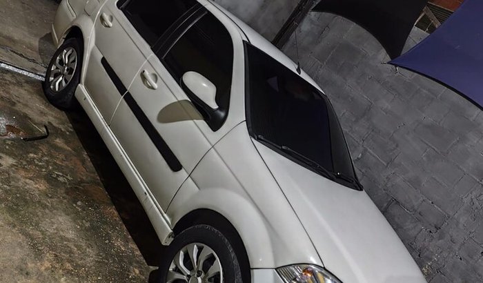 Ajude-me a consertar meu carro e voltar a trabalhar