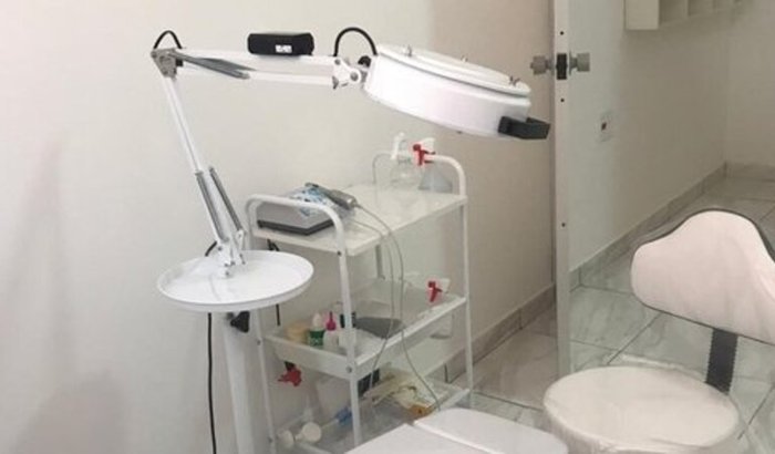 Me ajude a montar um consultório de podologia. 