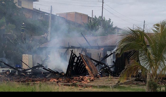 Construção da casa da Rosana