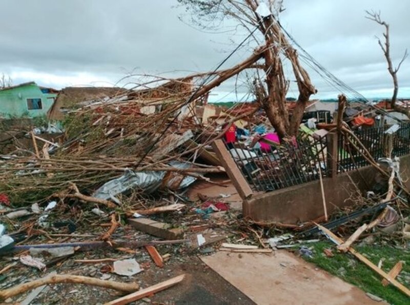 Reconstruindo o lar dos meus pais em Rio Bonito do Iguaçu
