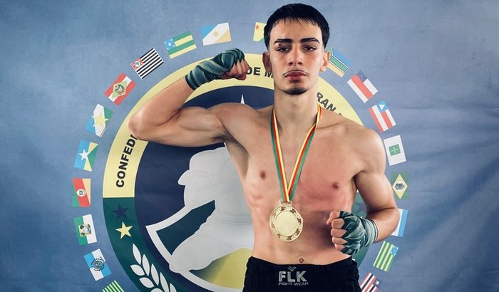 Felipe no campeonato mundial de muay thai