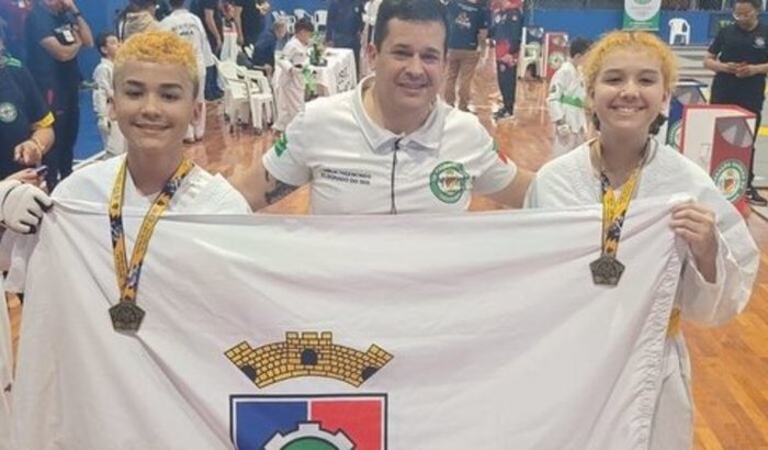 Ajuda para 2atletas classificados para a Copa na modalidade TEA TKD a comprarem 2 Doboks + ajuda de custos 