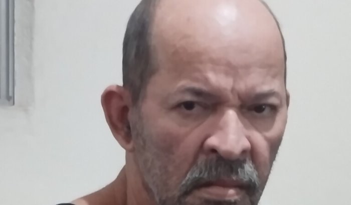  Medicamentos e alimentos. Ivan, Esquizofrênico