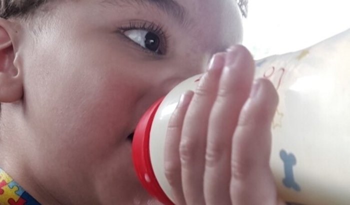 Dieta e moradia para Rafael. Ajude uma mãe atípica solo!