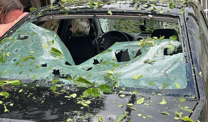 Reconstrução de lar atingido por chuva de granizo em Erechim
