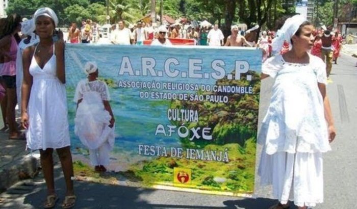 Projeto Reconstruir o Barracão