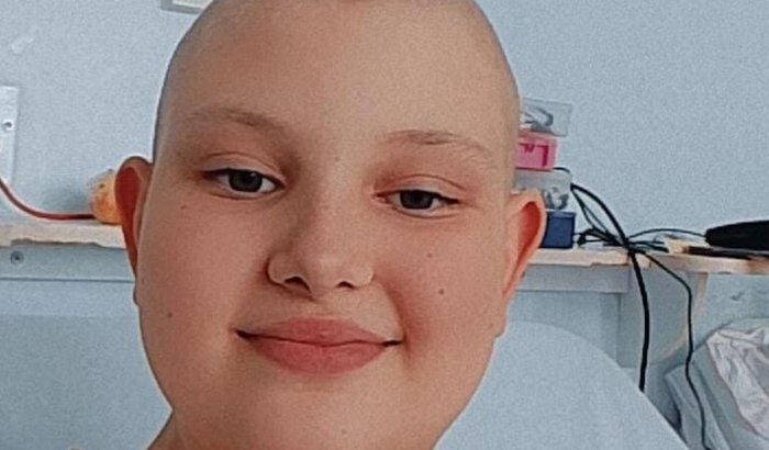 Ajude a Gabrieli 14 anos vencer o câncer!