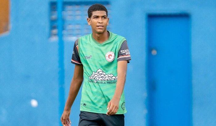 Vaquinha – Enzo Gabriel rumo a Portugal para jogar futebol