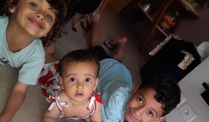 Ajuda para reconstruir a casa