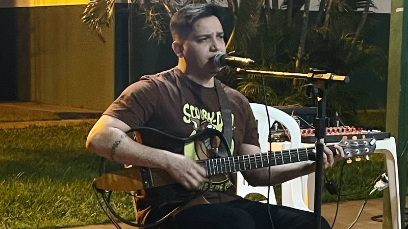 Ajuda na recuperação do Maks