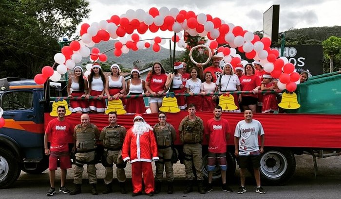 Natal 2025 Amigos do Bem Floripa