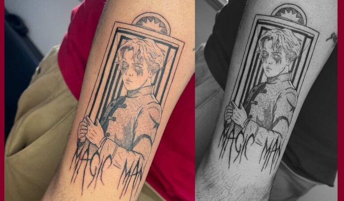Me ajude a mostrar para o Jackson Wang a tatuagem que eu fiz para ele de homenagem.