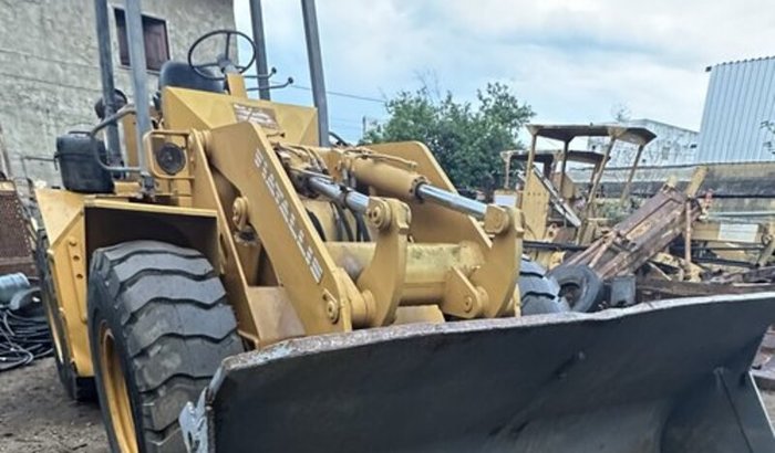 Compra de Pá carregadeira