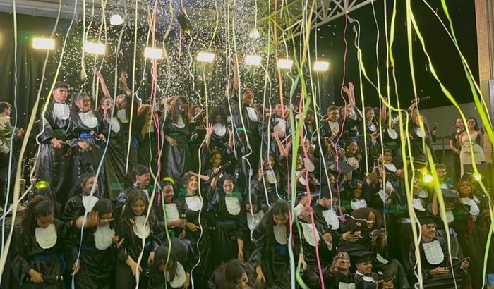 AJUDAR A CUSTEAR O NOSSO SONHO (FORMATURA)