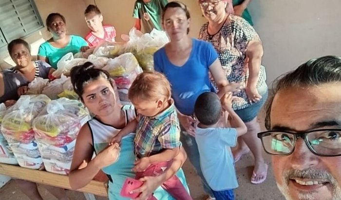 Ajude a transformar a vida de crianças carentes