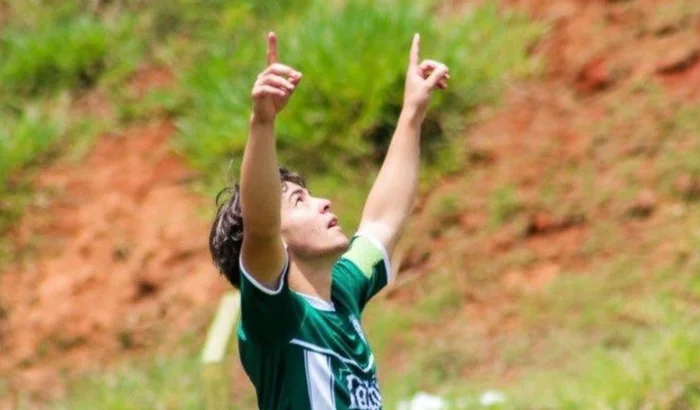 Ajudar o Matheus Lobo a ser um jogador profissional