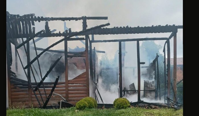 Ajuda para a casa da viviani! 🤍
