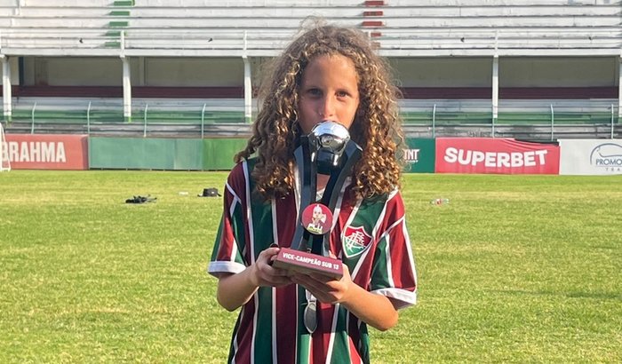 Juntos pelo sonho do Gustavo de jogar no exterior