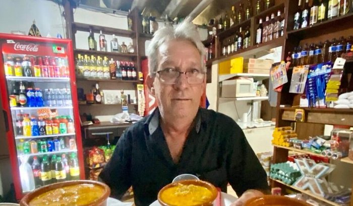 Ajuda para reconstruir butiquim do marcos