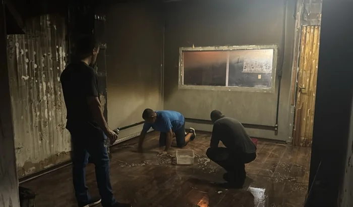 Reconstruindo o Estúdio da Eliana e André