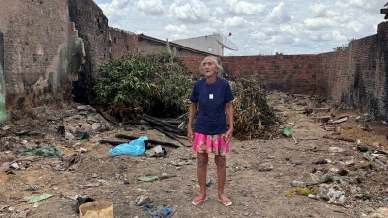 Ajude Lourdinha a Reconstruir Sua Casa Após o Incêndio