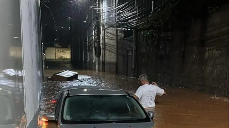 Reconstruindo o Lar da Leiliane