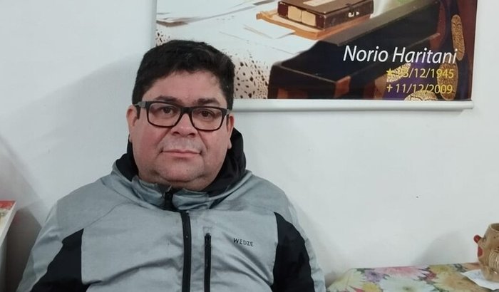 Ajuda para custos com cirurgia ocular, do olho direito