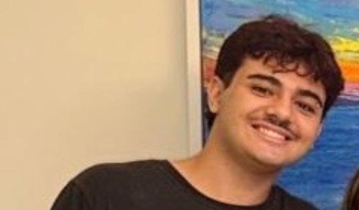 Ajudar Daniel no primeiro ano de faculdade