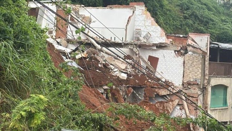 AJUDA ENTRE AMIGOS - JESSICA