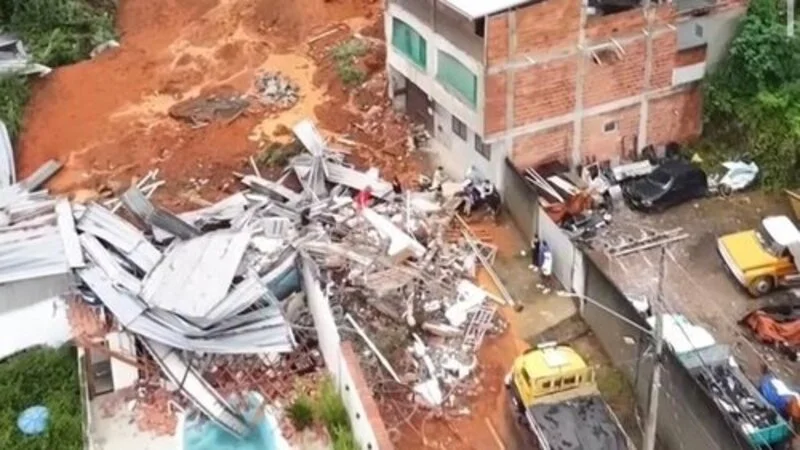 AJUDA ENTRE AMIGOS- Wanderson