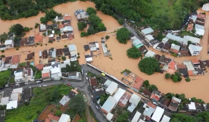 Ajuda às famílias atingidas pelas enchentes em Matias Barbosa