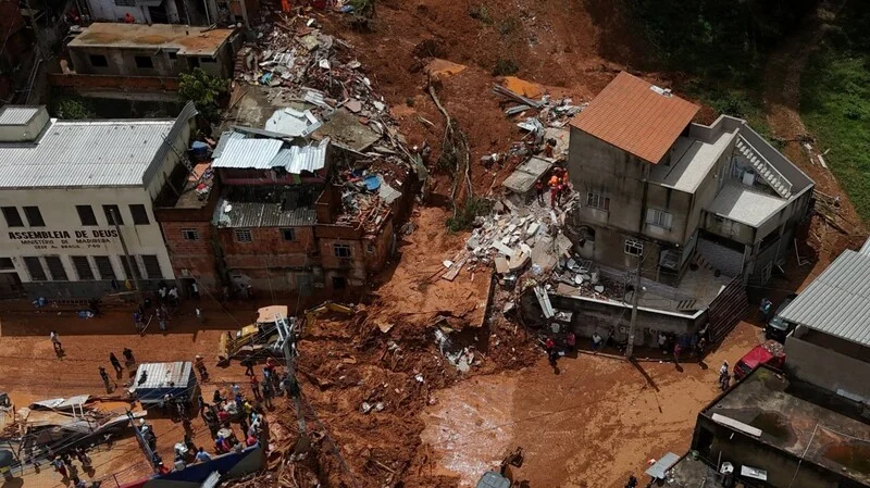AJUDA HUMANITÁRIA | ZONA DA MATA - MG