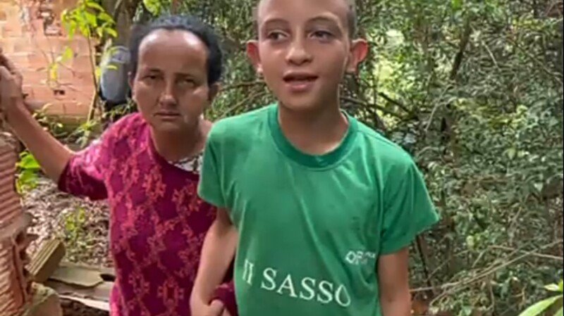 Ajude uma família em situação de risco.  Família de uma amiga! 