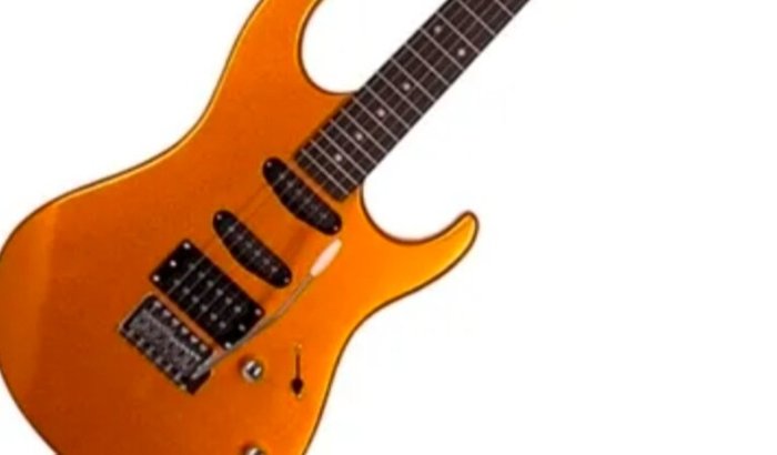 Minha primeira guitarra(meu sonho)