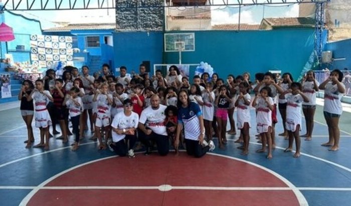 Ajude a nossa equipe a disputar a competição do Brasileiro