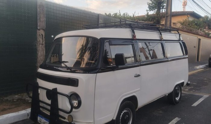 Ajudar para nosso amigo e querido Picolé consertar o carro dele.