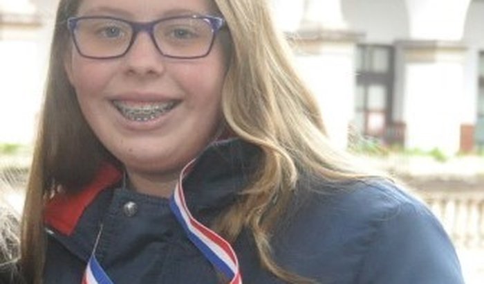 Educanda brasileira rumo aos Emirados Arabes