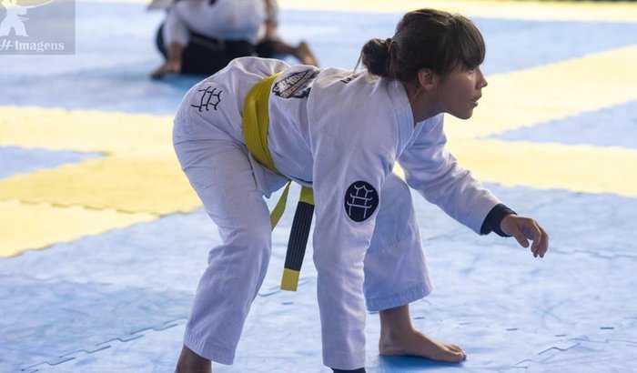 Ajude uma atleta!