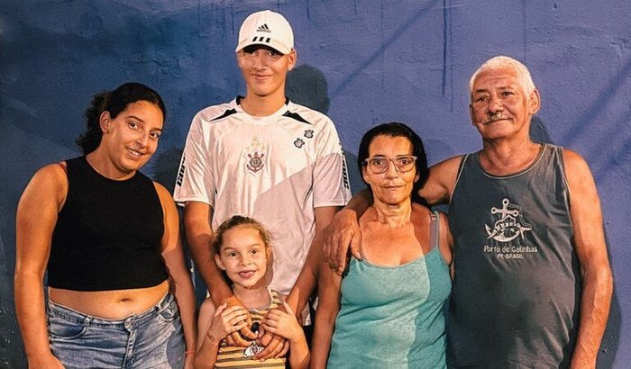 CASA PADRÃO - ROSELI E FAMÍLIA